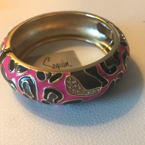 NWT Colorful hinged bracelet